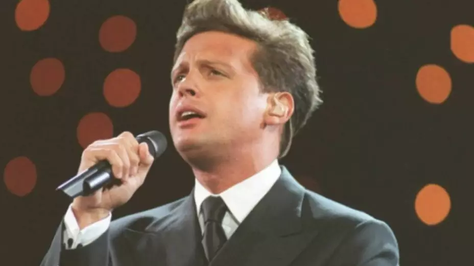 Luis Miguel.