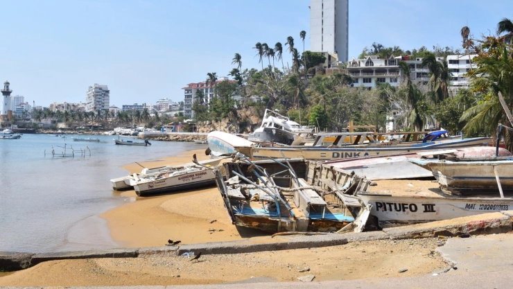 Continúan los viajes humanitarios entre Acapulco y CDMX