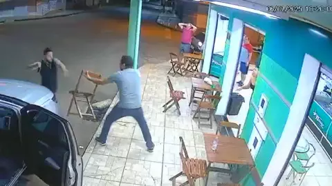 asesinato a puñaladas Brasil