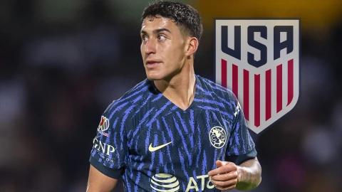 Alejandro Zendejas jugando con el América