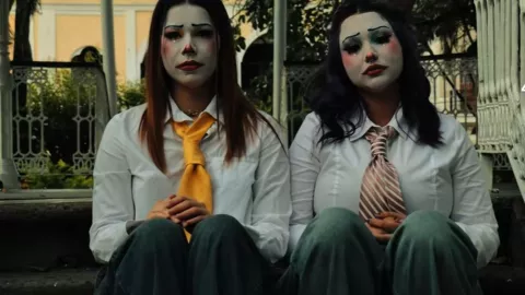 trend ojitos mentirosos