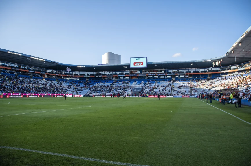 Los dirigidos por Martín Palermo golearon a los Xolos de Tijuana.