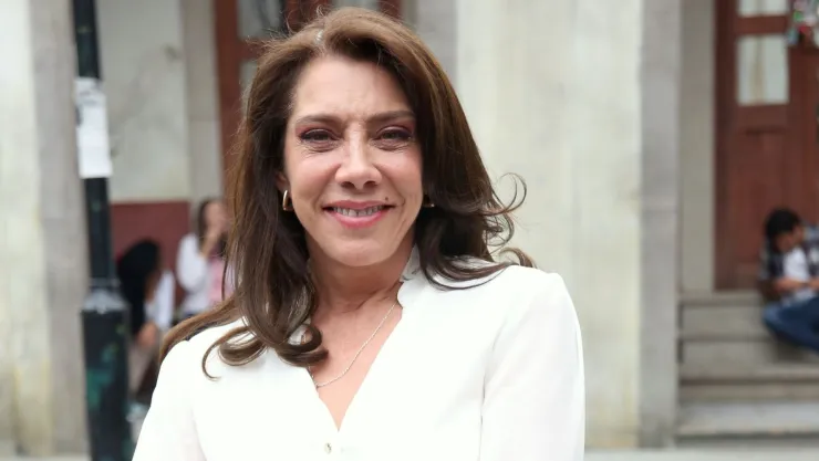 Hospitalizan de emergencia a Cynthia Klitbo por estrés este es su estado de salud actual