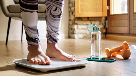 La respuesta de Harvard a si beber agua te ayuda a bajar de peso