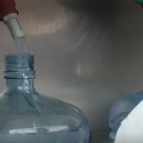 SIAPA y Gobierno de Jalisco combaten crisis de agua y llevan suministro potable gratuito a colonias.jpg