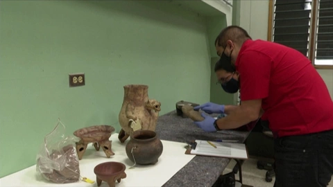 Los investigadores del Museo Nacional de Costa Rica ya catalogan las 1,305 piezas que conforman la colección prehispánica que devolvió el Museo de Brooklyn.