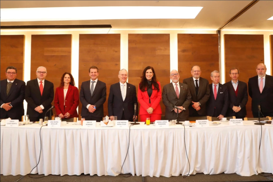 Kenia Empresarios.png