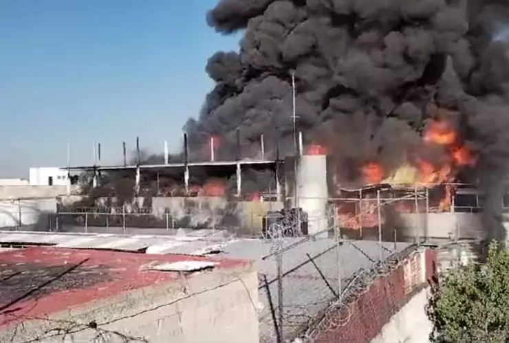 video incendio plaza oasis tepito cdmx