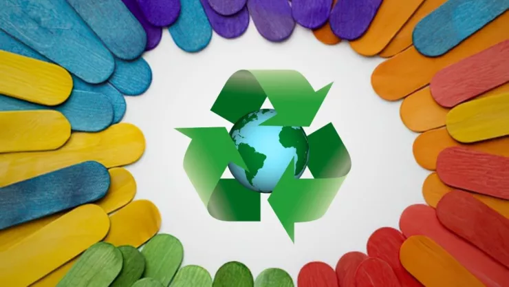 3 ideas para reutilizar palitos de helados, según la IA.jpg