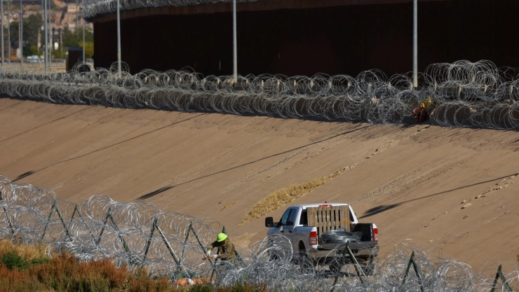 Corte de apelaciones detiene a Trump: el parole para migrantes de CHNV sigue vigente. Más de 500,000 personas están protegidas.