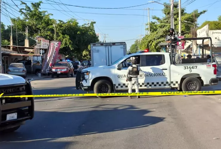Persecución y balacera en Las Cucas, Culiacán