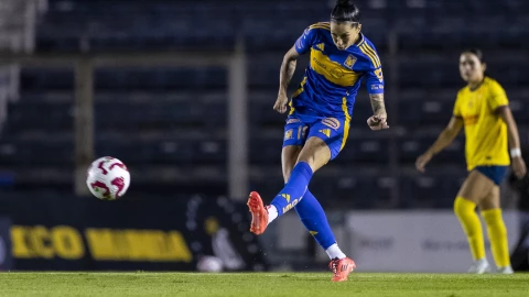Jenni Hermoso en la semifinal contra Am&eacute;rica