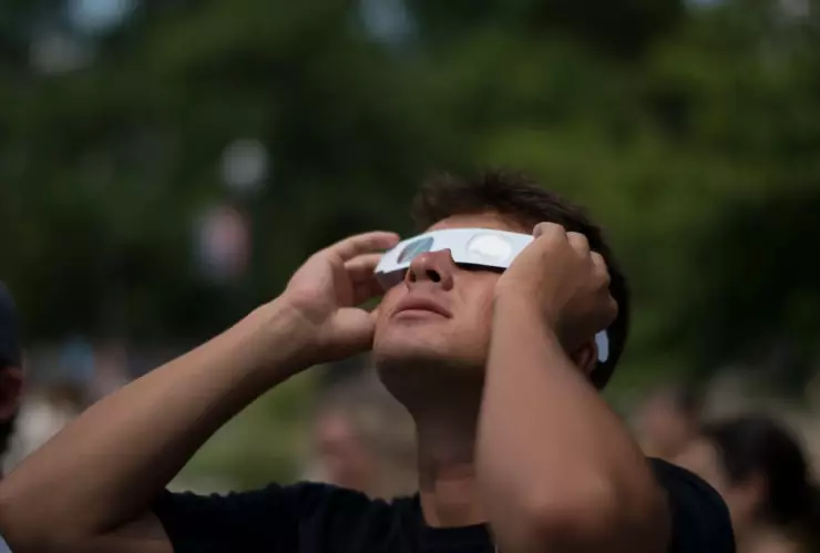 Recomendaciones para ver el eclipse solar anular