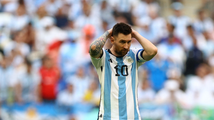 Lionel Messi se lamenta en Qatar 2022