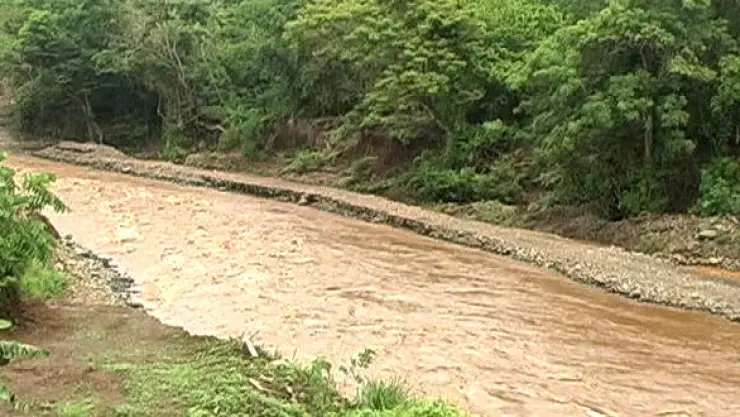 Temen habitantes de Veracruz incremento de río