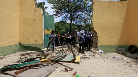 Escapan 600 presos de cárcel en Nigeria.