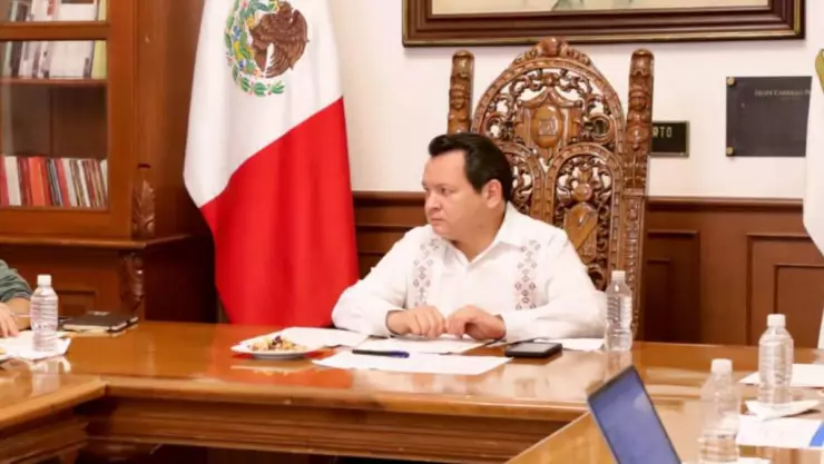Joaquín Díaz Mena logra acuerdo para garantizar el abastecimiento de gas natural a Yucatán