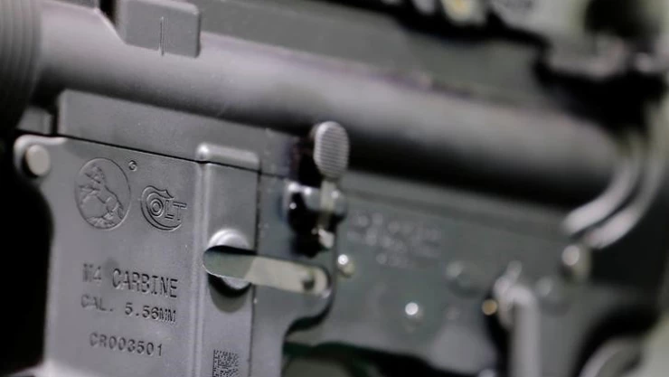 corte falla a favor de portación de armas en publico