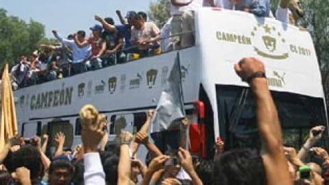 Pumas campe&oacute;n