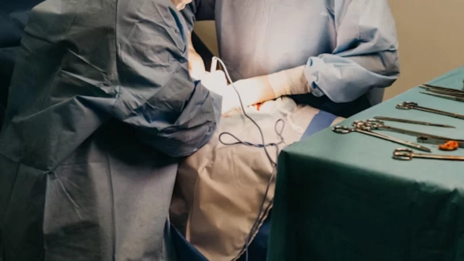 Angie pagó más de 4 mil dólares por una ‘lipo’ y una mamoplastia… y murió durante la cirugía