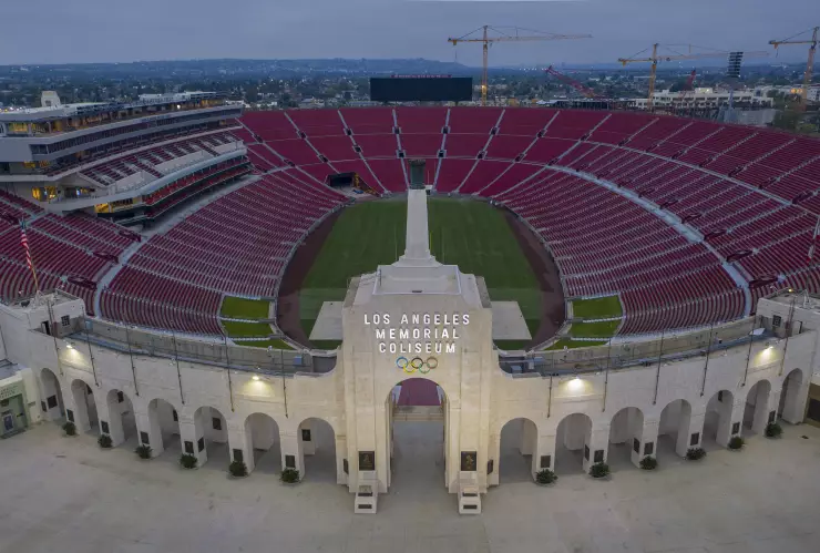 Memorial Coliseum Stadium