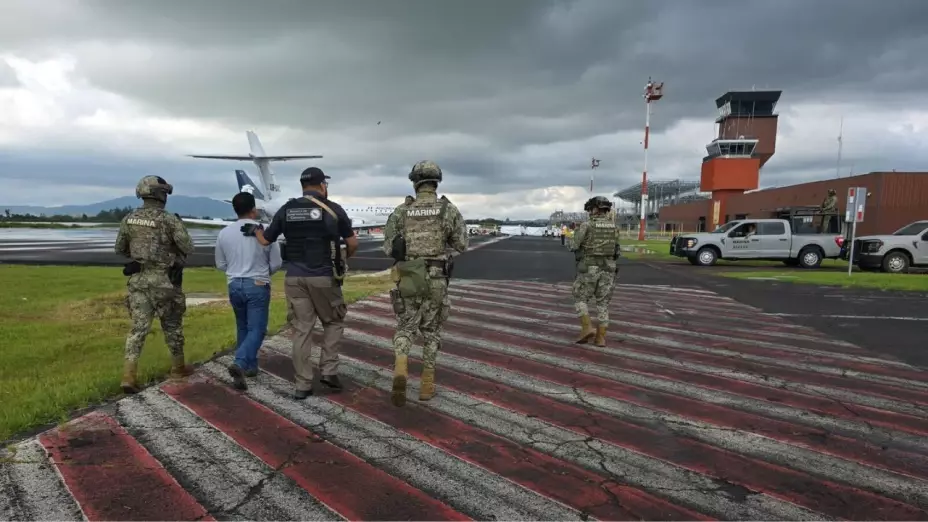 Golpe al CJNG: Desmantelan red de tráfico de armas en Jalisco, Nayarit y Edomex; cae ‘El Cachorro’