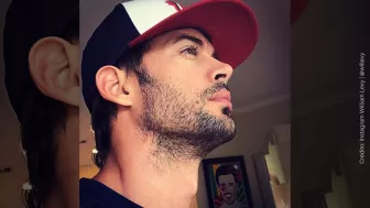 William Levy gorra.jpg