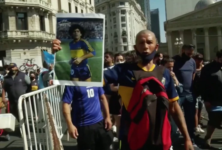 Diego Armando Maradona homenajes