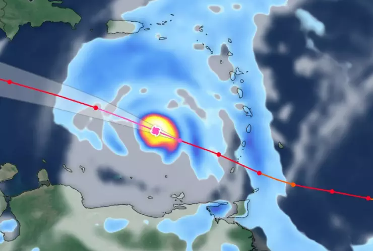 Huracán ‘Beryl’ sube a categoría 5_ Trayectoria EN VIVO y su cercanía a Quintana Roo _ Hoy 1 de julio.jpg