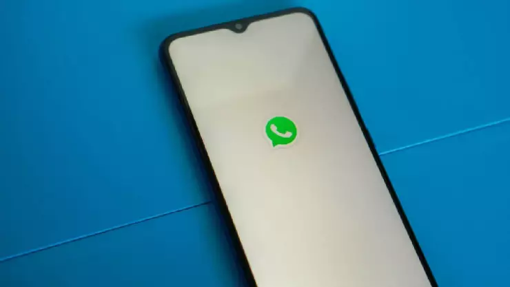¿Ya conoces a Pi, el asistente virtual de WhatsApp?