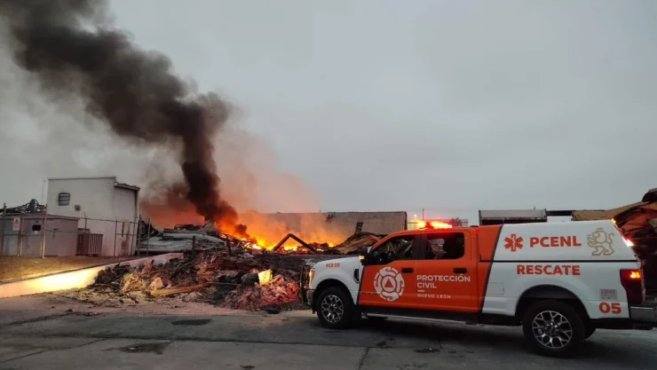 Nuevo León registra 239 reportes de incendios en un día