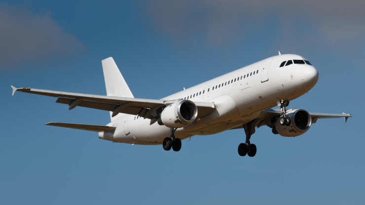 Avión realiza aterrizaje de emergencia en Tampico.