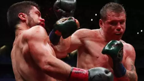 canelo derrota a john ryder