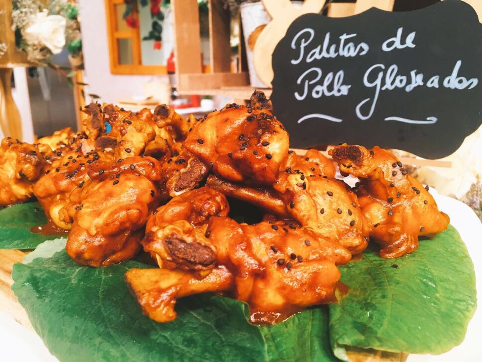 Paletas de pollo glaseado, cocineros mexicanos