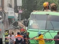 La barda se colapsó al parecer por una racha de viento este 22 de mayo de 2026.