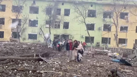 ucrania rusia hospital materno mariupol