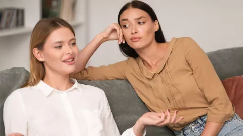 Así puedes saber si alguien te tiene envidia, según la psicología