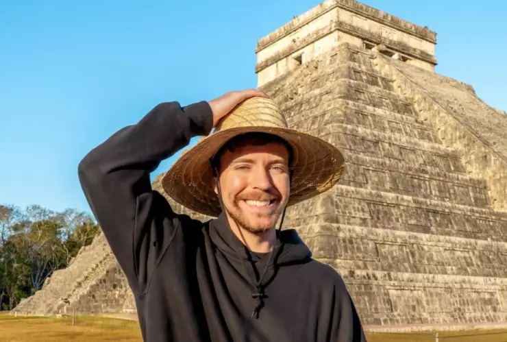 MrBeast en zona arqueol&oacute;gica de M&eacute;xico