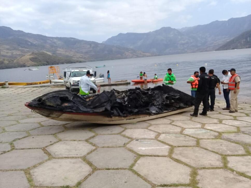 Incendio embarcación Chiapas