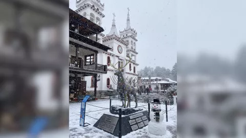 ¿En qué meses cae nieve en Mazamitla, Jalisco?