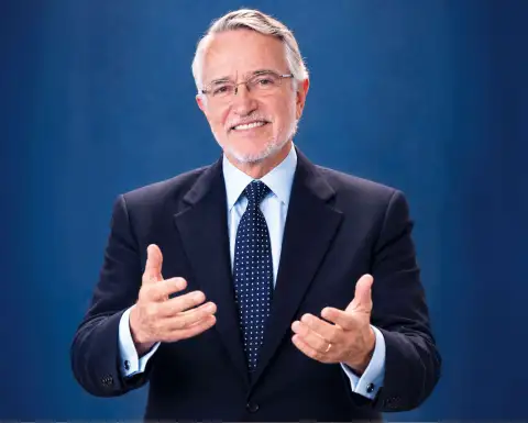 Ricardo Salinas Pliego-Ferias de la Salud