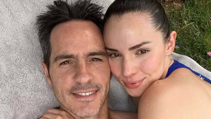Mauricio Ochmann y Paulina Burrola.
