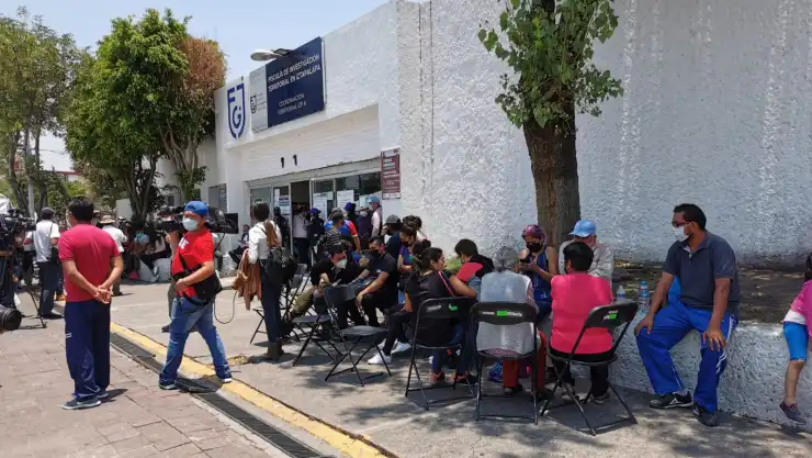 FAMILIARES DE VÍCTIMAS.jpeg