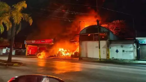 Incendio vulcanizadora Córdoba