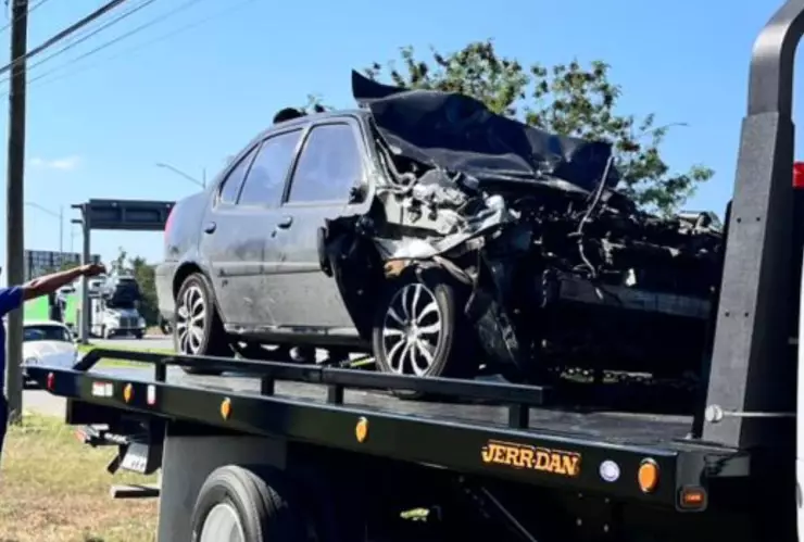 PORTADA fuerete accidente en Periférico Mérida hoy.jpg