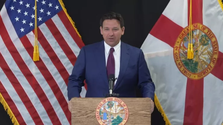 Ley que prohíbe redes sociales a niños