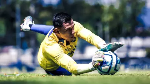 Luis Ángel Malagón revienta a Chivas previo al Clásico Nacional