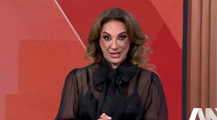 Lourdes Mendoza en Hechos Contigo.