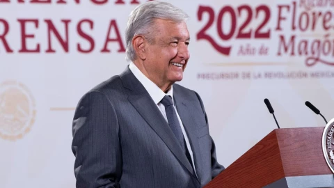 AMLO alista enviar una reforma de austeridad republicana