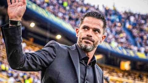 Fernando Gago es despedido de Boca Juniors.